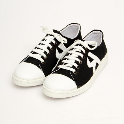 Sepatu Kets Sneakers Hap Black