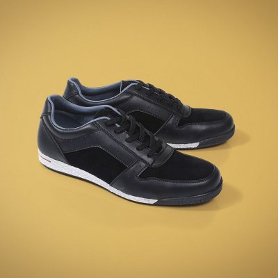 Sepatu Sneakers Pria Haze Black