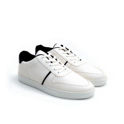 Sepatu kets sneakers pria putih kekinian Sporty Kimmich White